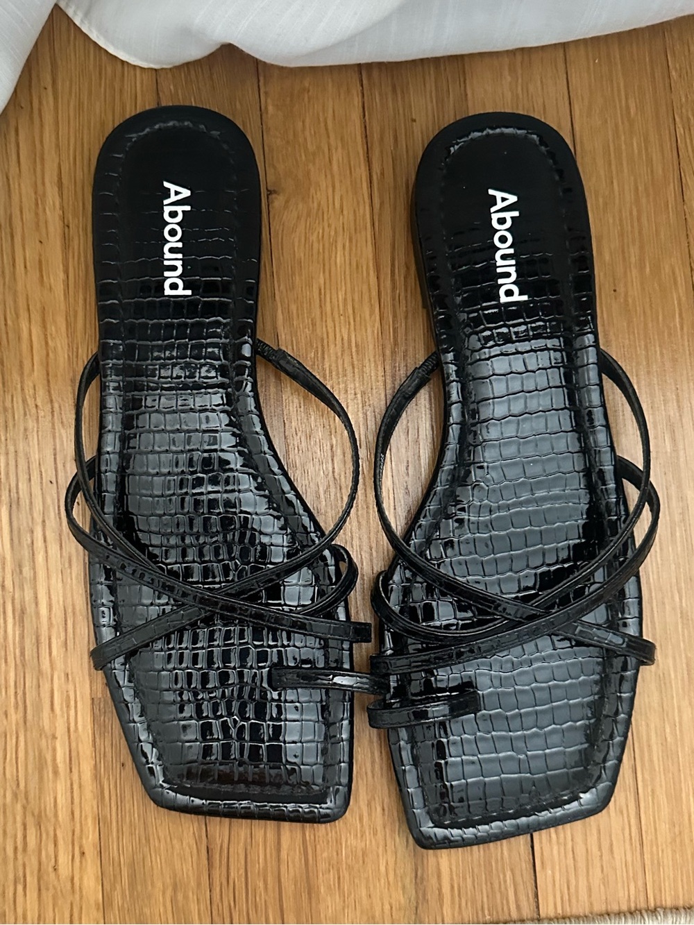 Abound Black Croc-Embossed Square-Toe Strappy Sandals